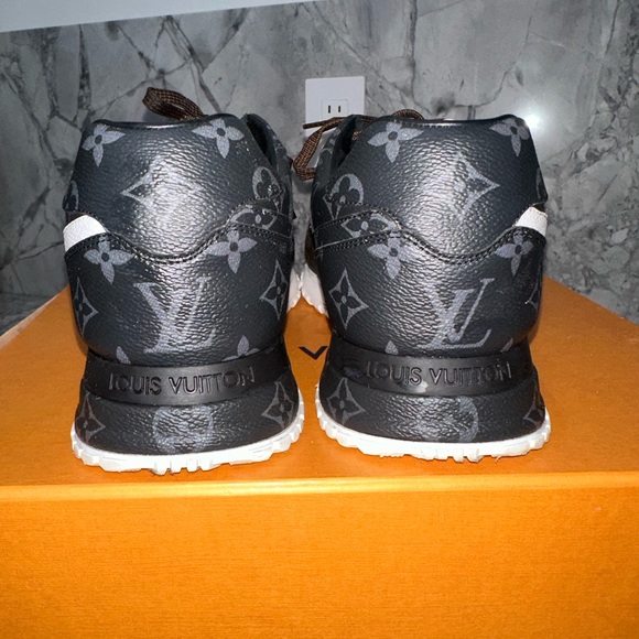 Louis Vuitton Run Away Sneakers - Picture 6 of 7
